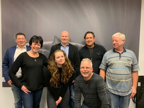 Nieuw en oud bestuur samen